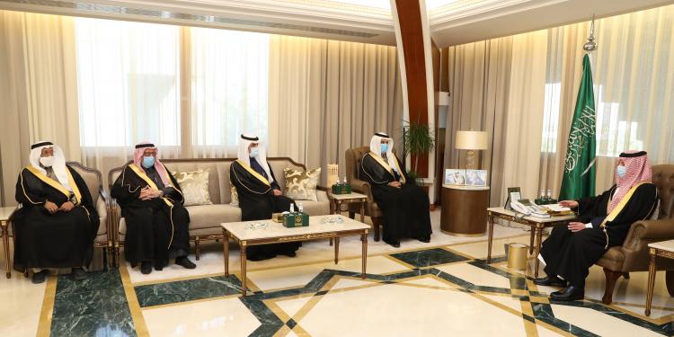 His Excellency The Governor of the Eastern Province meets the Chairman and members of the Board of Trustees of Imam Abdulrahman Bin Faisal University