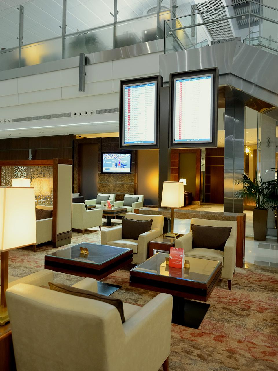 emirates lounges